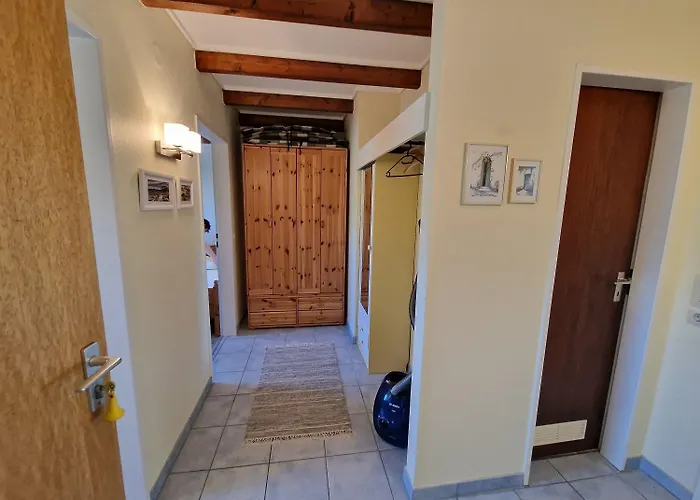 Appartement Ostseewiesen 2 *