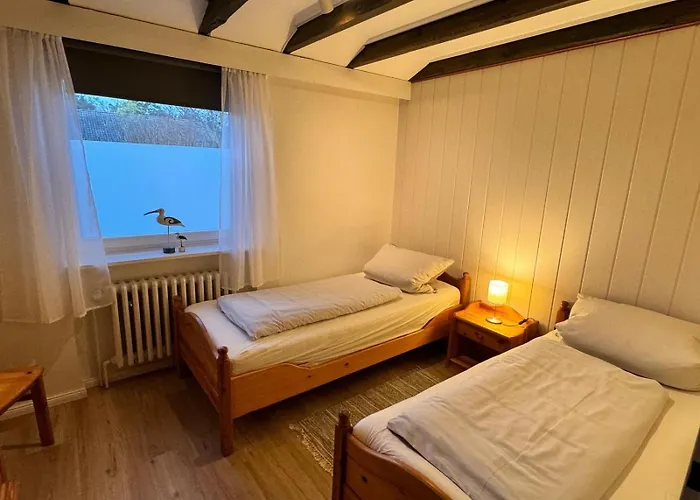 Appartement Ostseewiesen 2 *