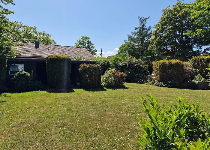 Appartement Ostseewiesen 2 *